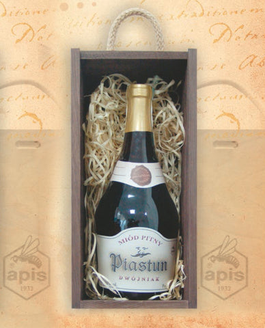 Vin vechi din miere de albine (Mied) premium Piastun, in cutie de lemn, antichizata.